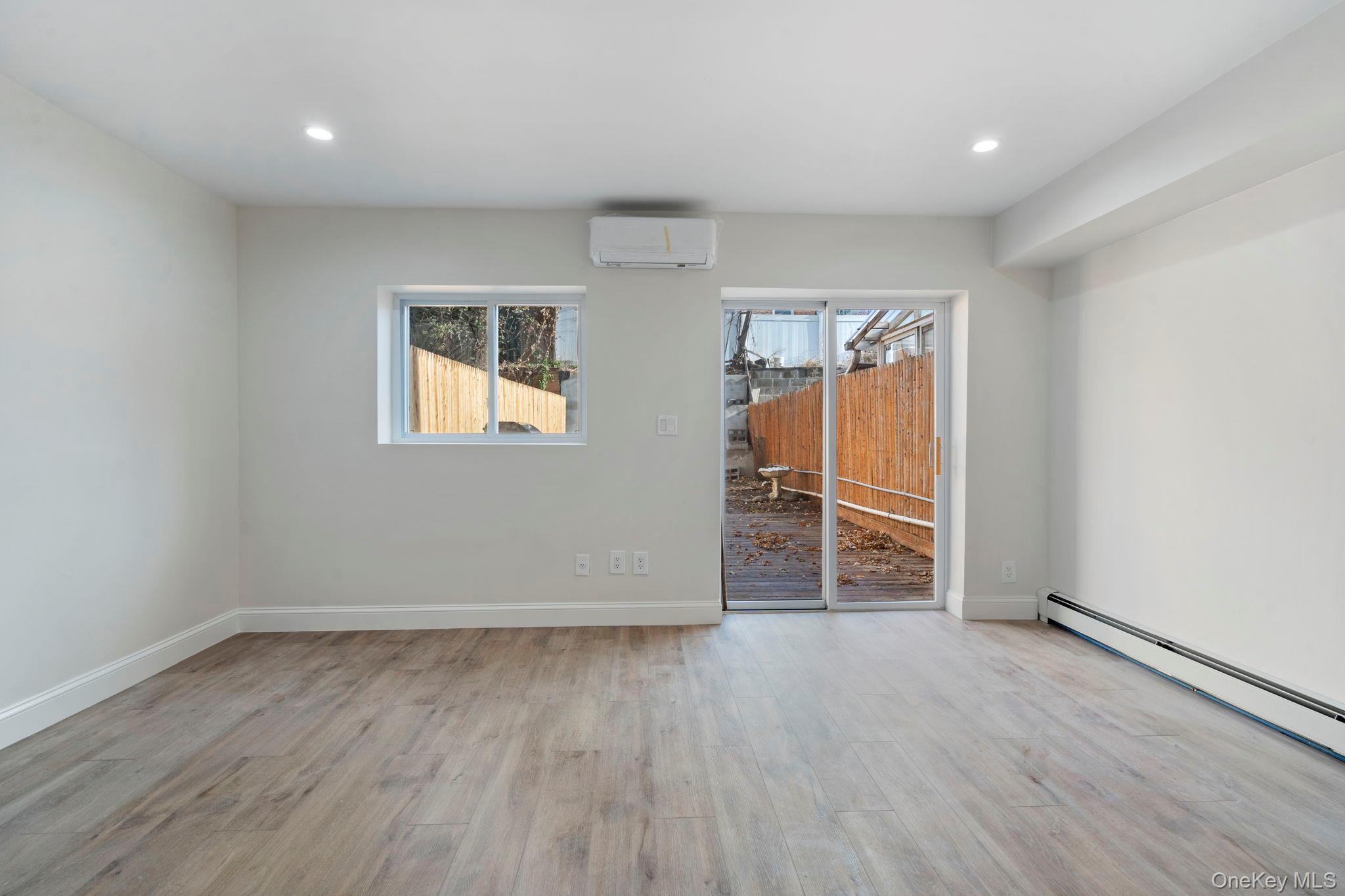 #12 photo, 42-27 214th Place, Bayside , NY 11361