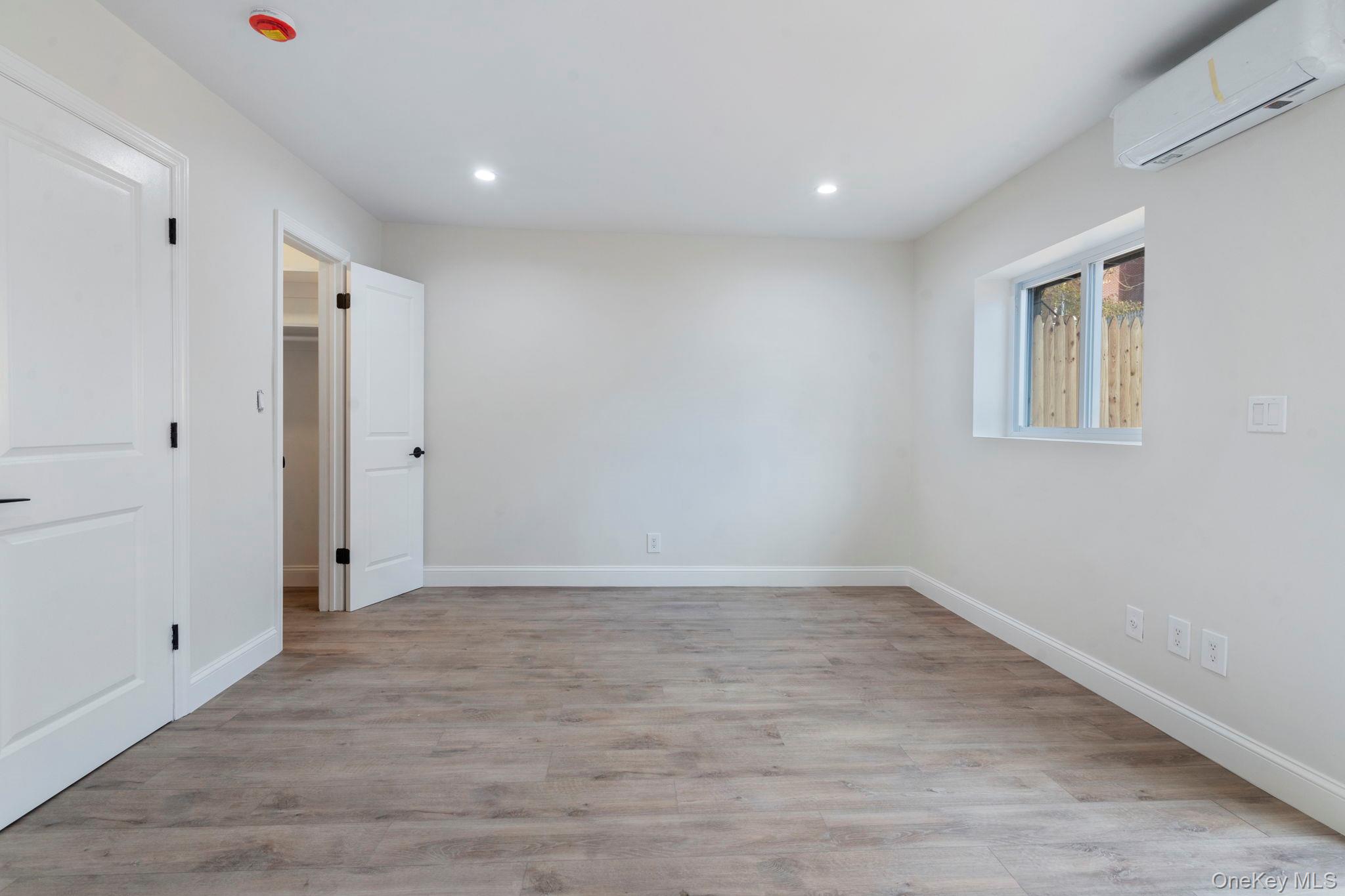 #13 photo, 42-27 214th Place, Bayside , NY 11361