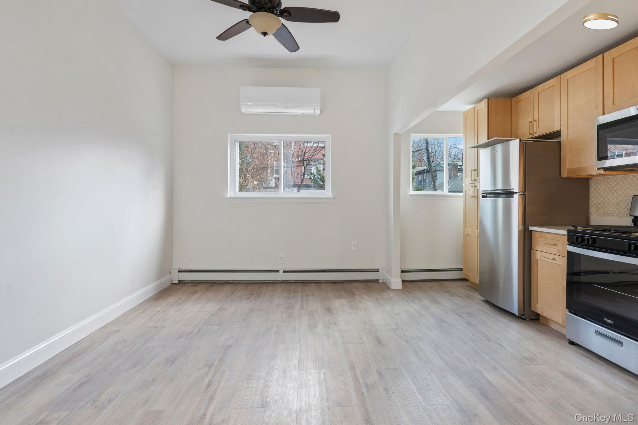 #3 photo, 42-27 214th Place, Bayside , NY 11361