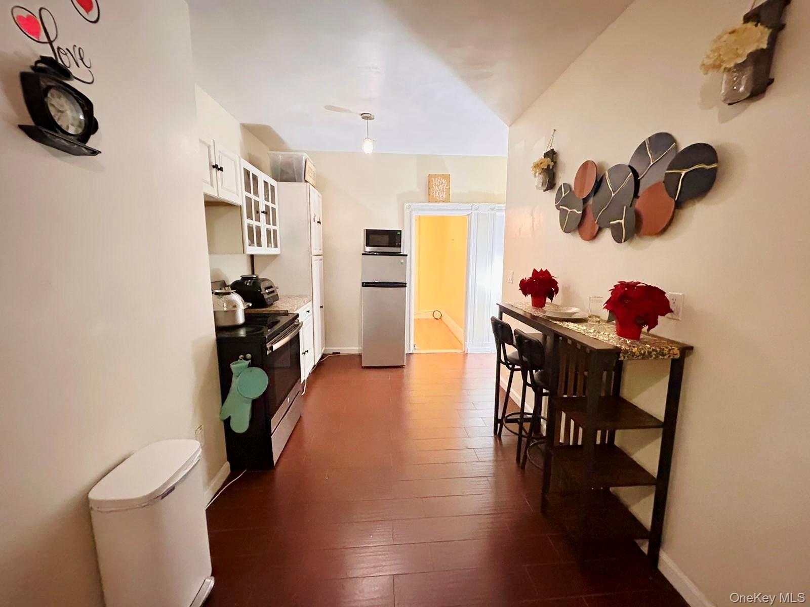 #13 photo, 25 Marconi, Brooklyn , NY 11233