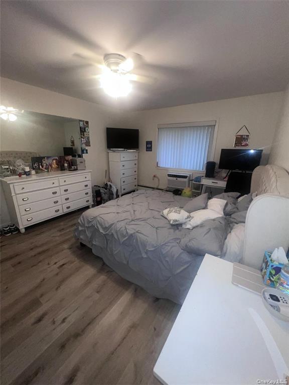 #11 photo, 31 Richmond Boulevard, Ronkonkoma , NY 11779