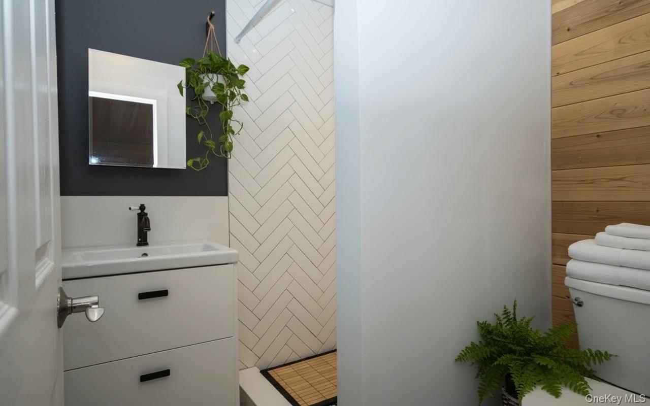 #11 photo, 27 Cynthia Lane, Center Moriches , NY 11934