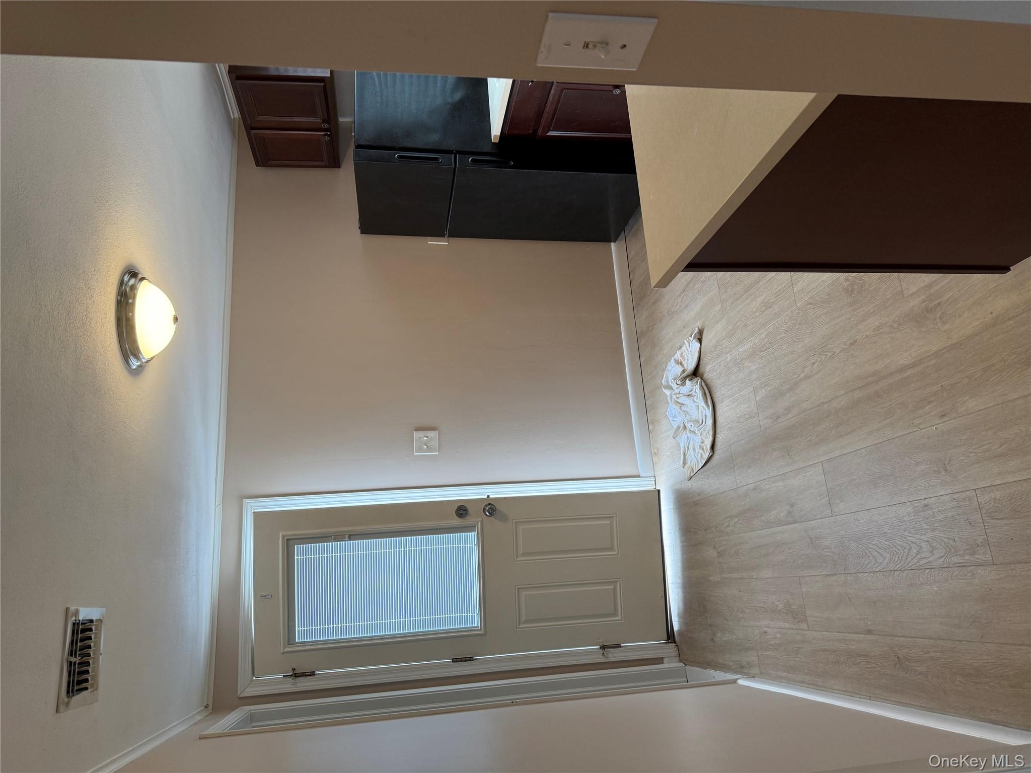 #1 photo, 462 Moriches Road, 东长岛 圣占士 Saint James , NY 11780