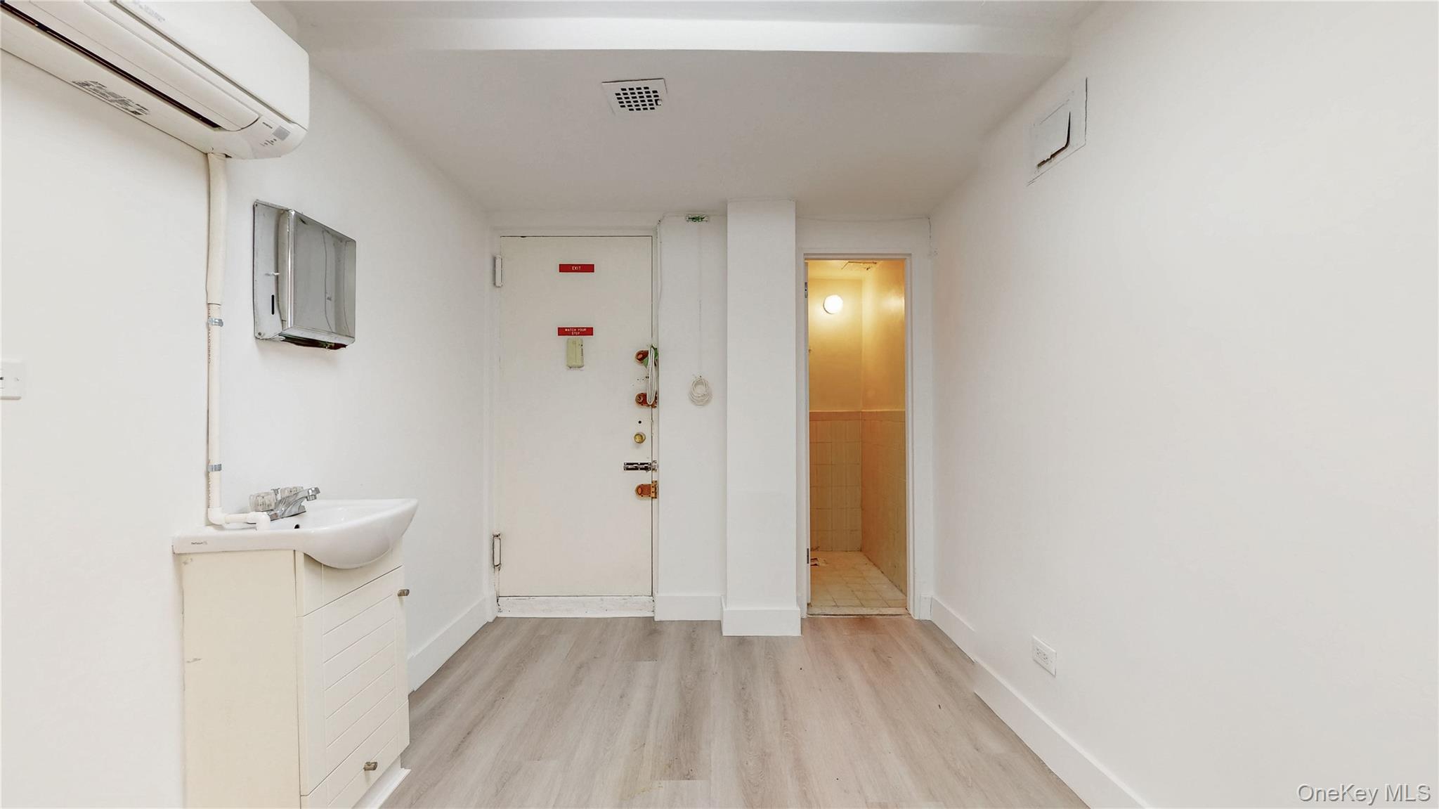 #12 photo, 137-10 Franklin Avenue, Flushing , NY 11354