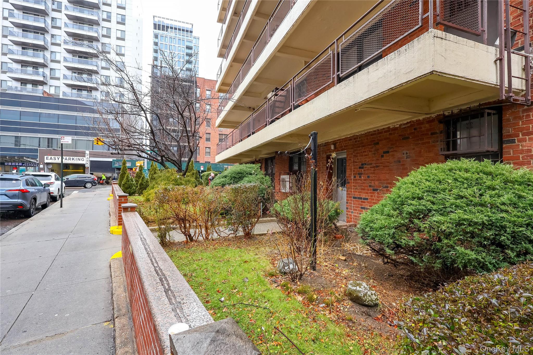 #2 photo, 137-10 Franklin Avenue, Flushing , NY 11354