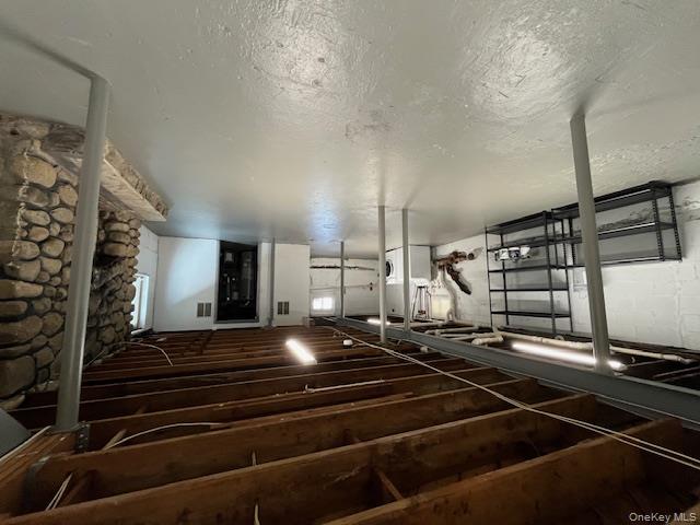 #14 photo, 46 Firwood Road, पोर्ट वॉशिंगटन Port Washington , NY 11050