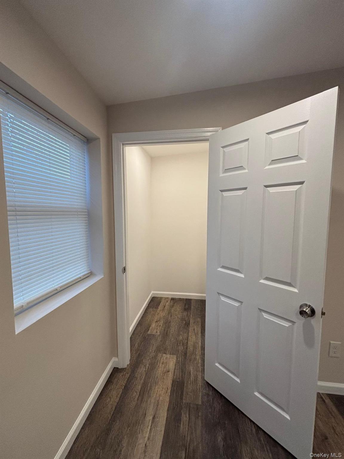 #19 photo, 855 Meade Avenue, सफ़ोक काउंटी Bellport , NY 11713