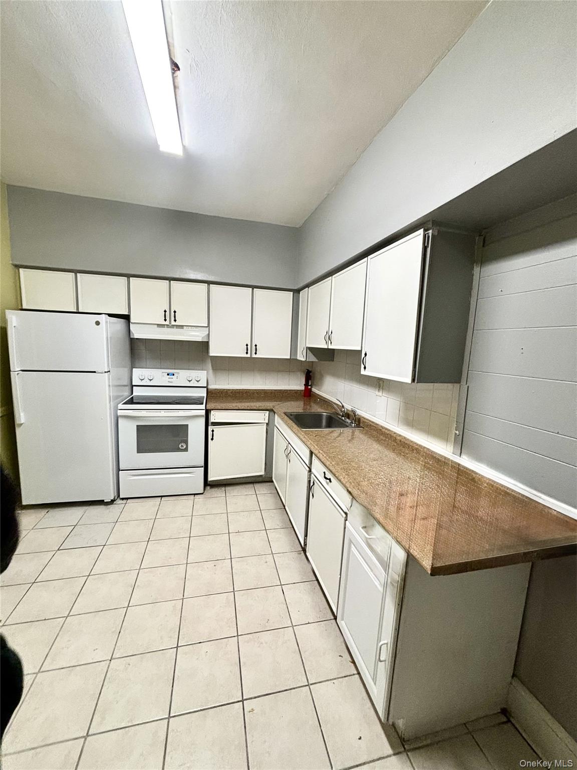 #1 photo, 2426-2428 Grand Avenue, Baldwin , NY 11510