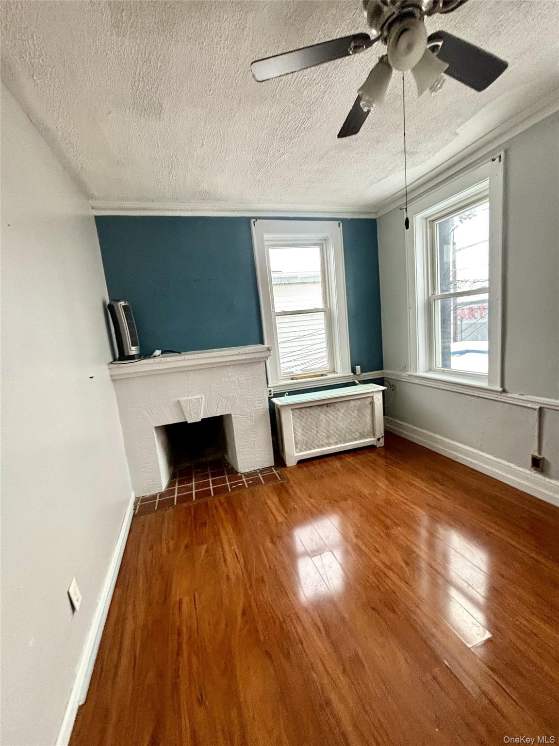 #2 photo, 2426-2428 Grand Avenue, Baldwin , NY 11510