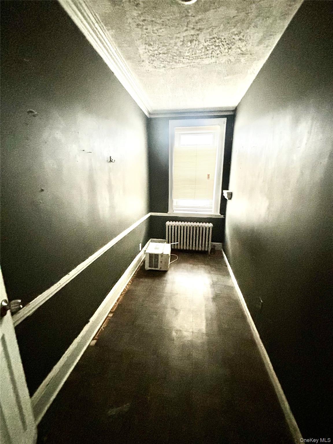 #6 photo, 2426-2428 Grand Avenue, Baldwin , NY 11510