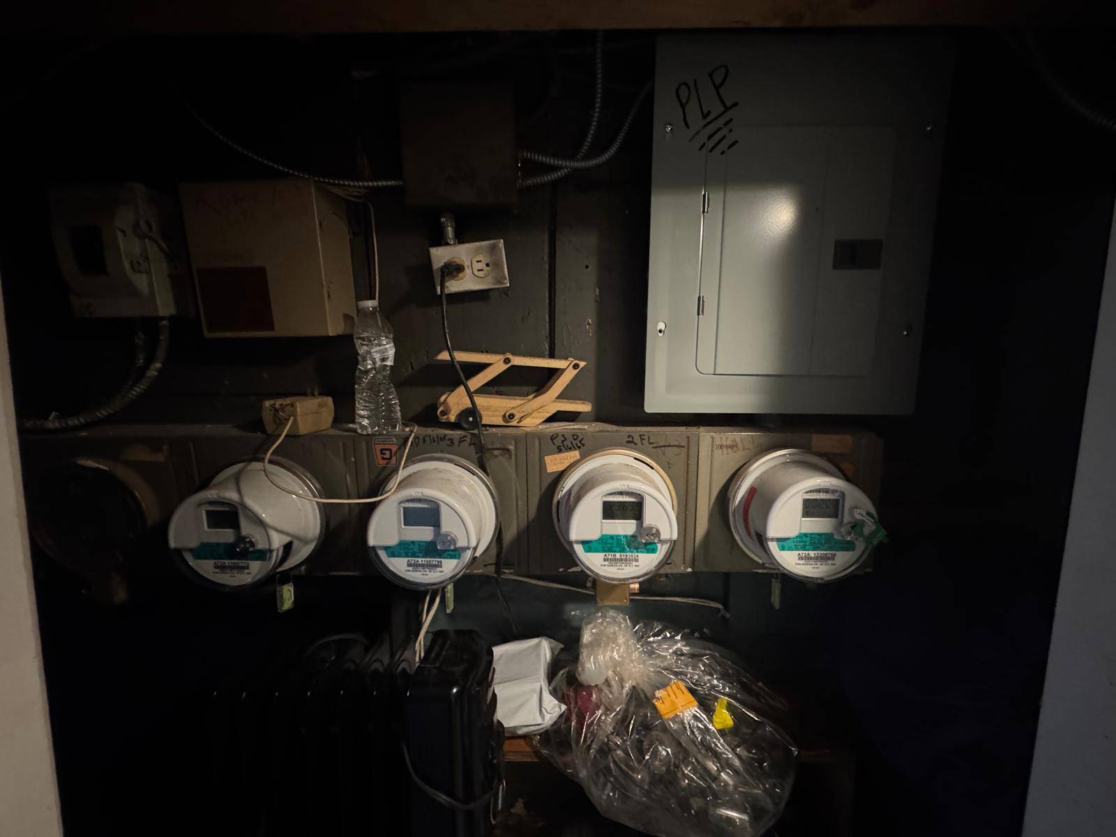 #3 photo, 590 Morris Park Avenue, Van Nest , NY 10460