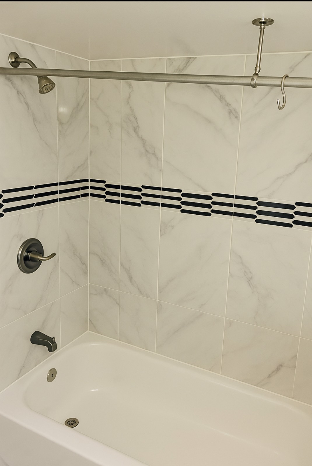 #13 photo, 4 St James St, #1J, Kingston NY , NY 12401