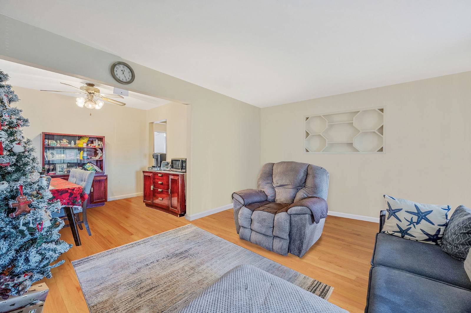 #12 photo, 34 Meyer Avenue, Valley Stream , NY 11580