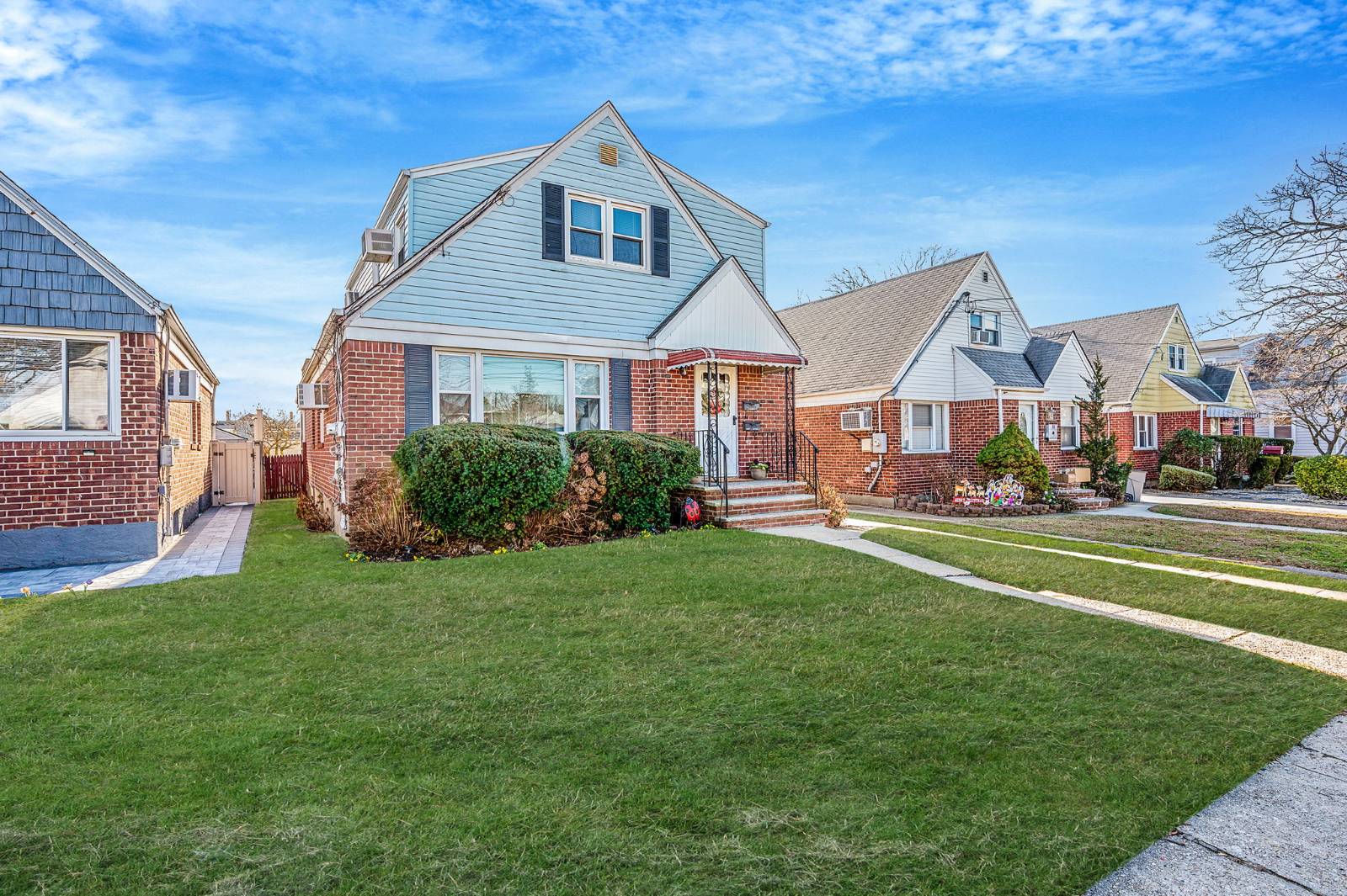 #2 photo, 34 Meyer Avenue, Valley Stream , NY 11580