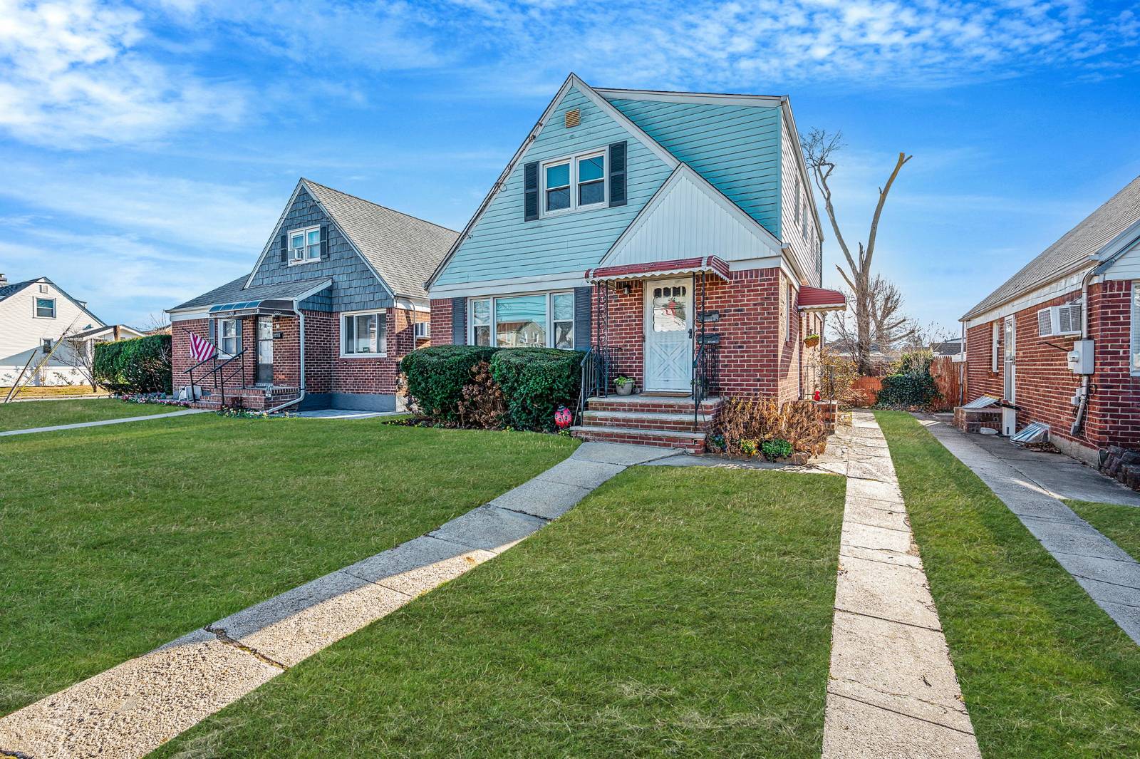 #3 photo, 34 Meyer Avenue, Valley Stream , NY 11580