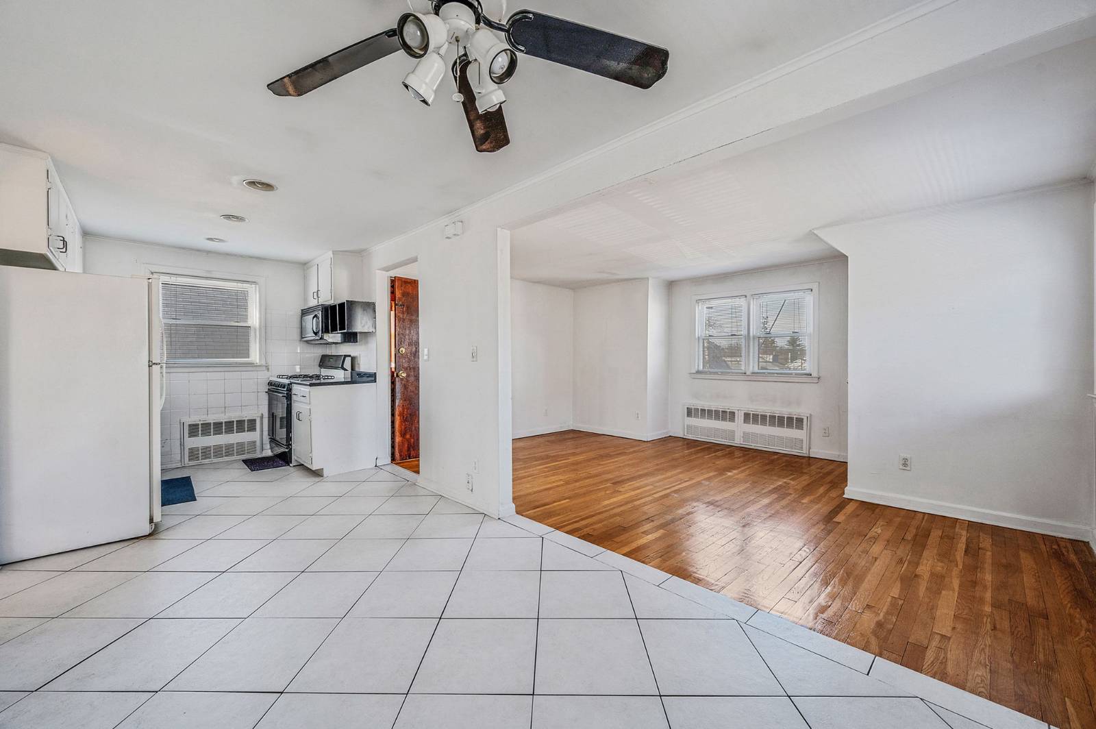 #33 photo, 34 Meyer Avenue, Valley Stream , NY 11580