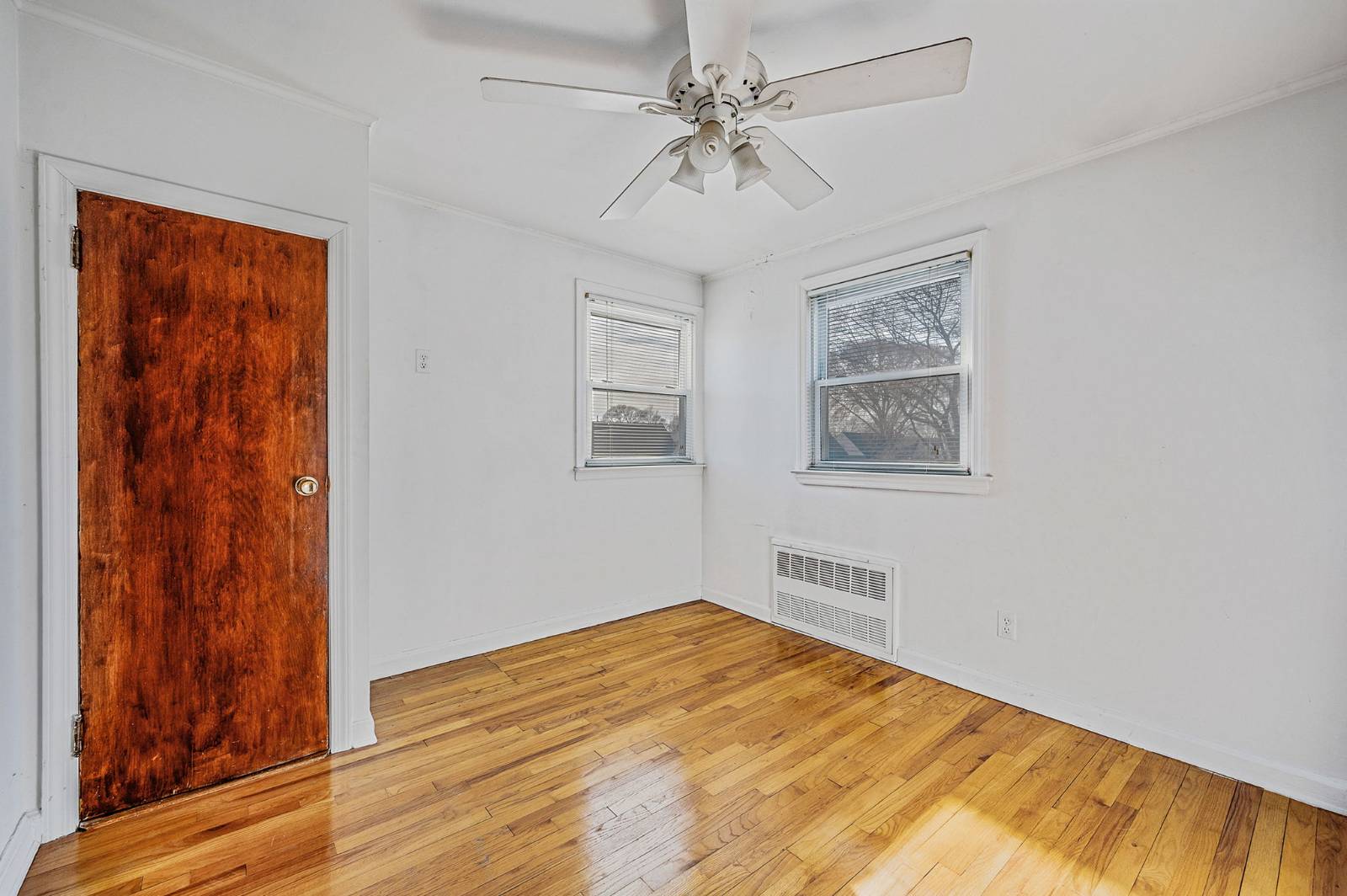 #41 photo, 34 Meyer Avenue, Valley Stream , NY 11580