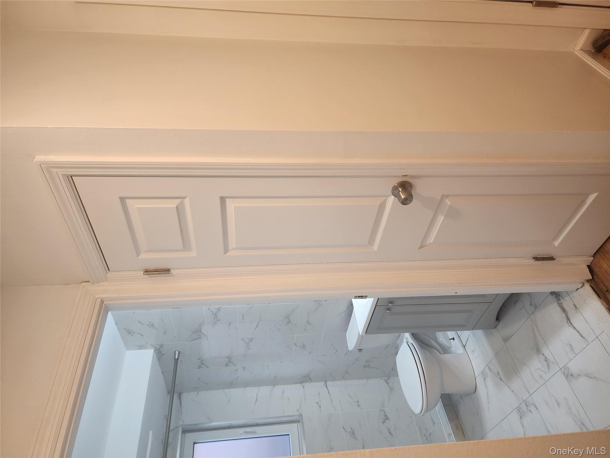 #11 photo, 79-56 77 Avenue, कुईंस Glendale , NY 11385