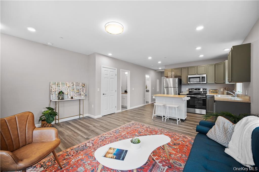 #3 photo, 108 N Kensico Avenue, White Plains , NY 10604