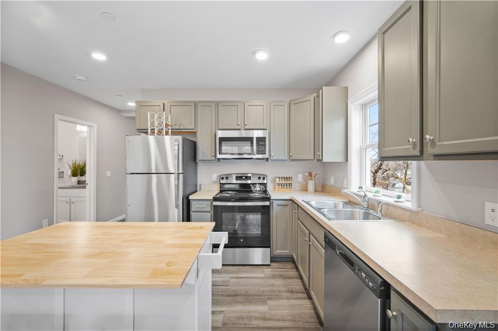 #4 photo, 108 N Kensico Avenue, White Plains , NY 10604