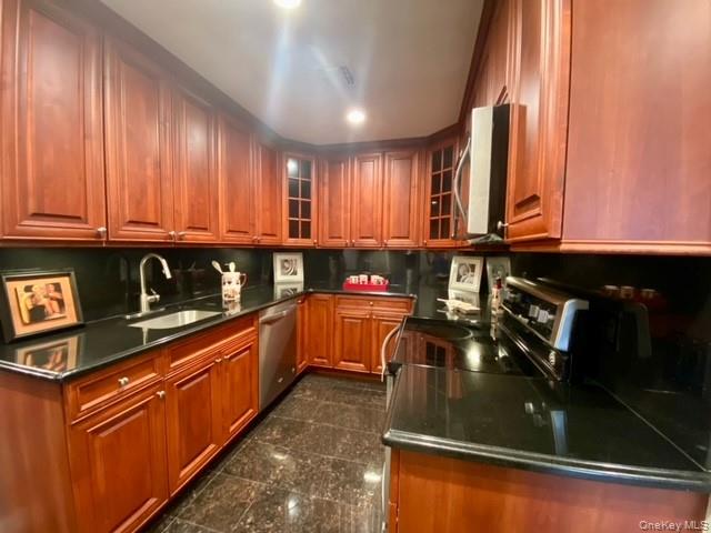 #2 photo, 327 Adams Way, Sayville , NY 11782