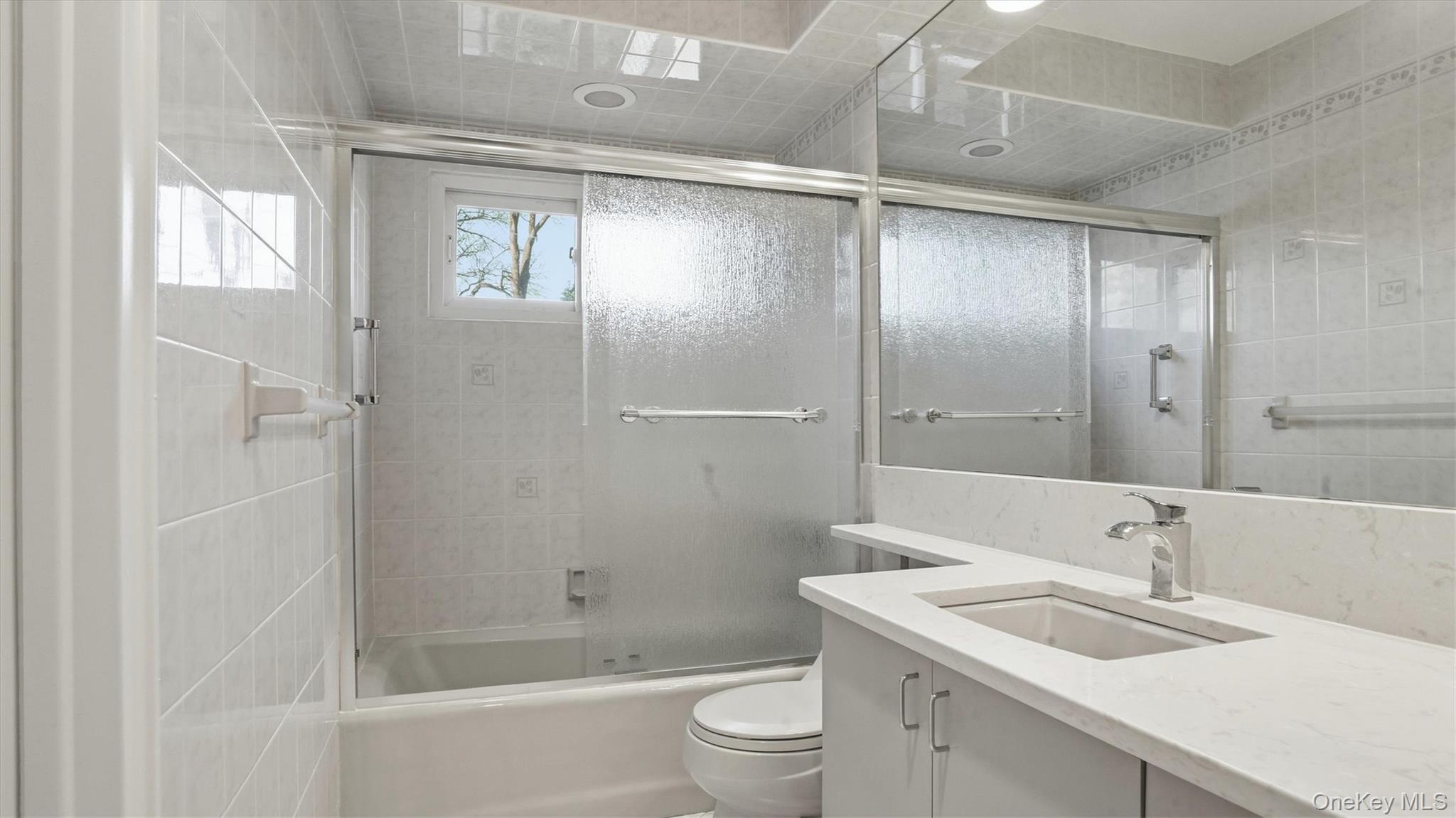 #7 photo, 13 Adrian Street, 东长岛 East Northport , NY 11731