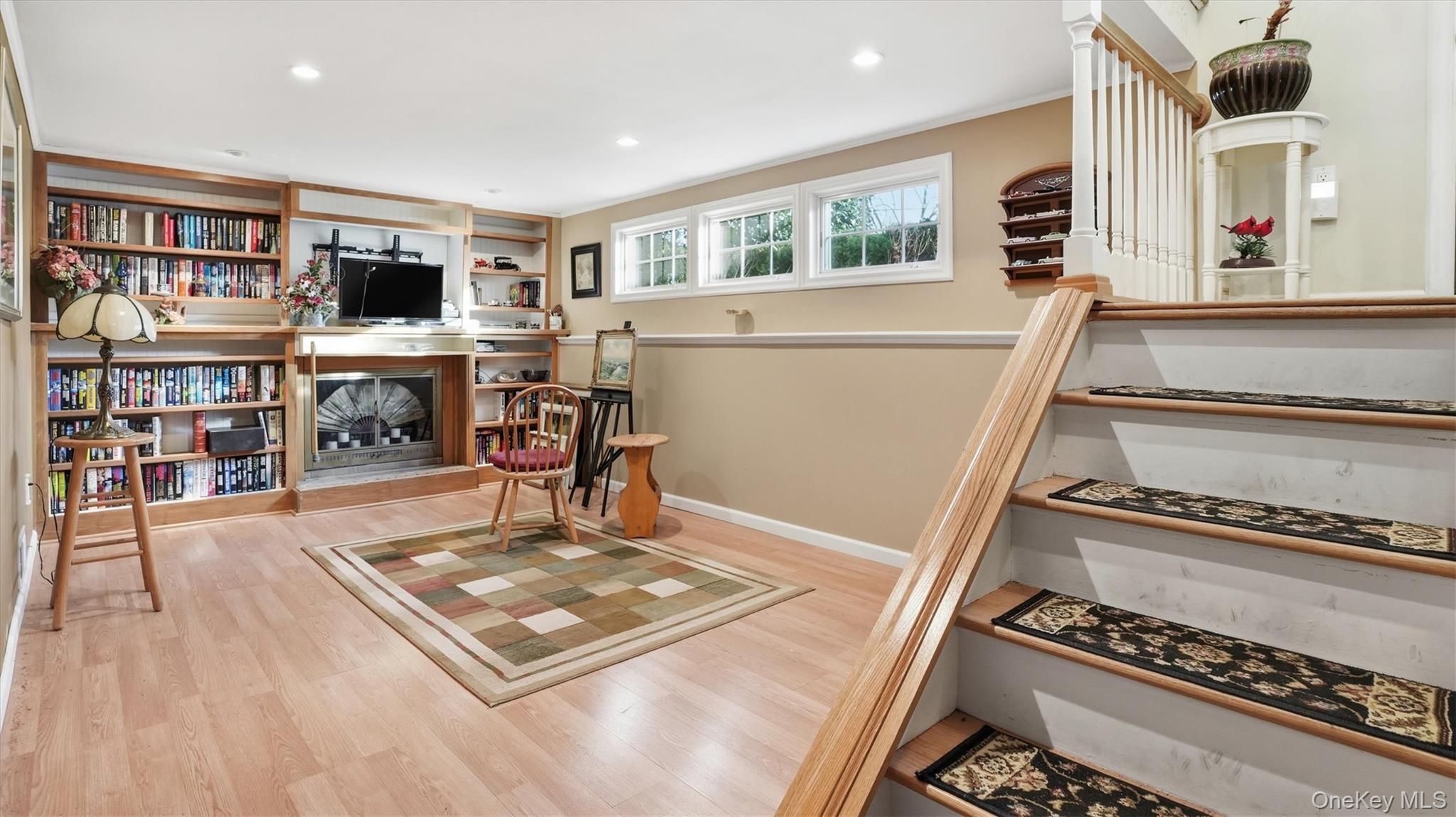 #8 photo, 13 Adrian Street, 东长岛 East Northport , NY 11731