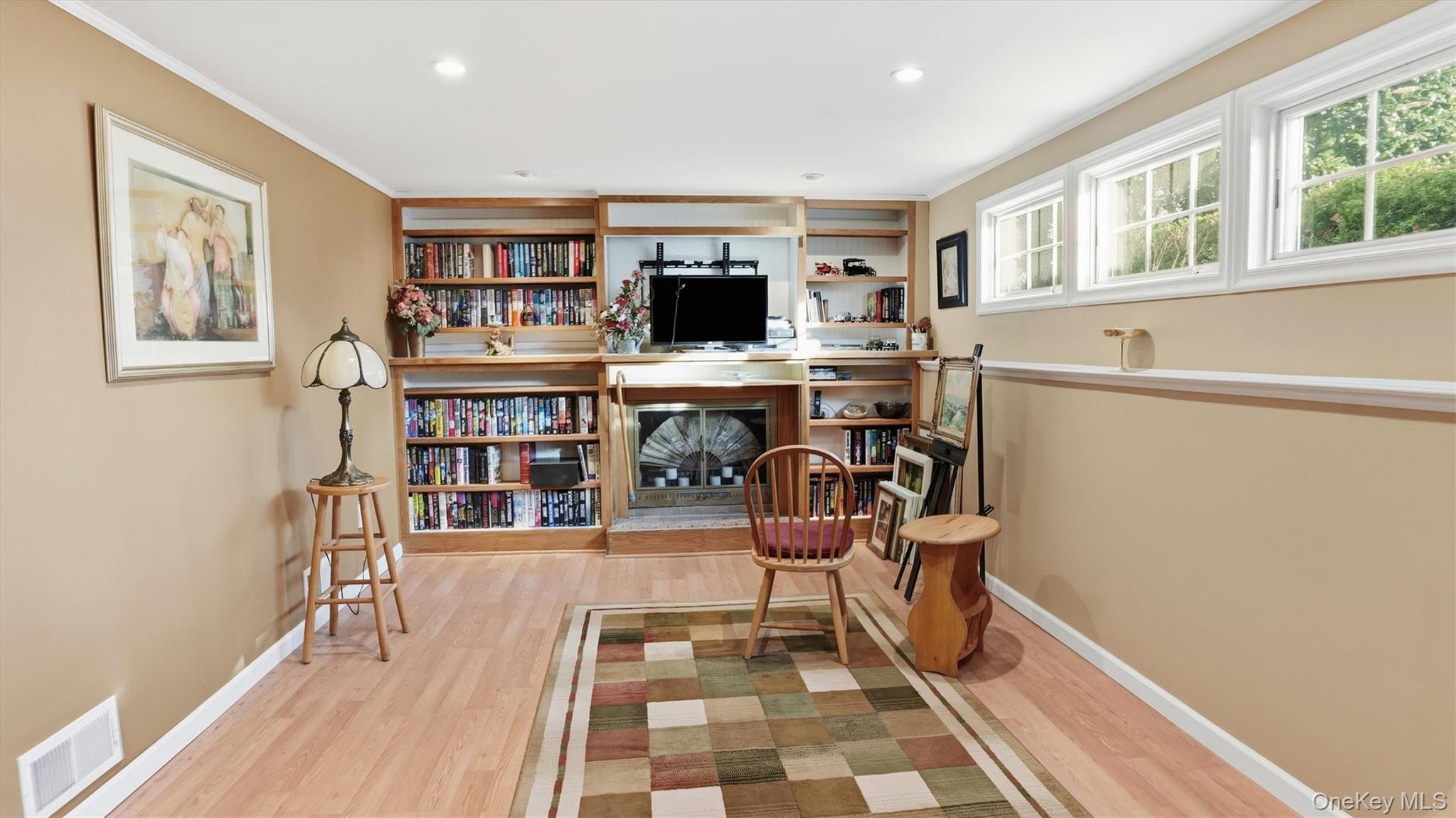 #9 photo, 13 Adrian Street, 东长岛 East Northport , NY 11731