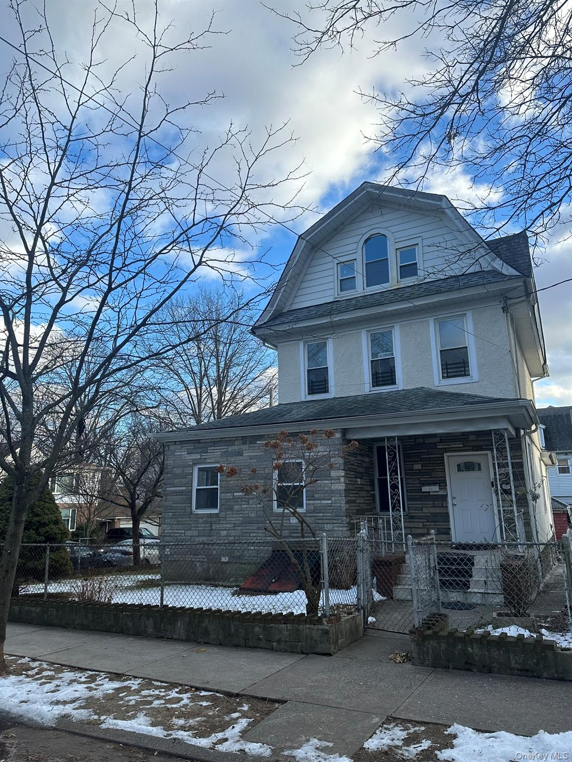 #2 photo, 85-20 85th Road, קווינס Woodhaven , NY 11421