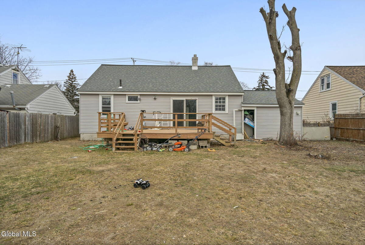 #23 photo, 2029 Cardiff Road, Rotterdam , NY 12303