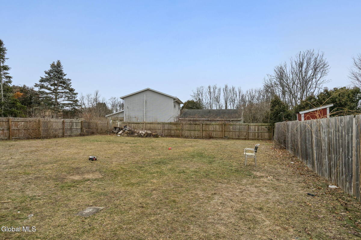 #24 photo, 2029 Cardiff Road, Rotterdam , NY 12303