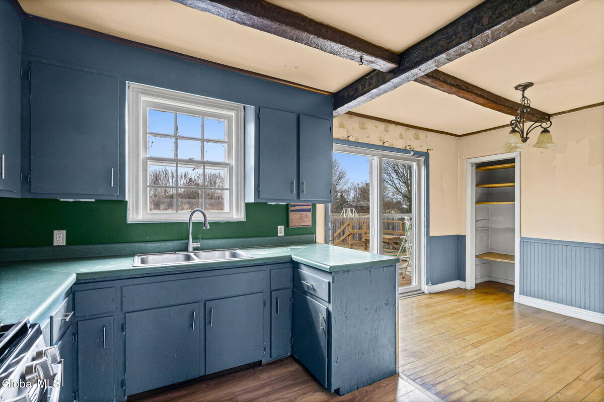 #6 photo, 2029 Cardiff Road, Rotterdam , NY 12303