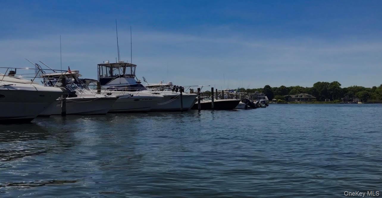 #14 photo, 27 Cynthia Lane, सफ़ोक काउंटी Center Moriches , NY 11934