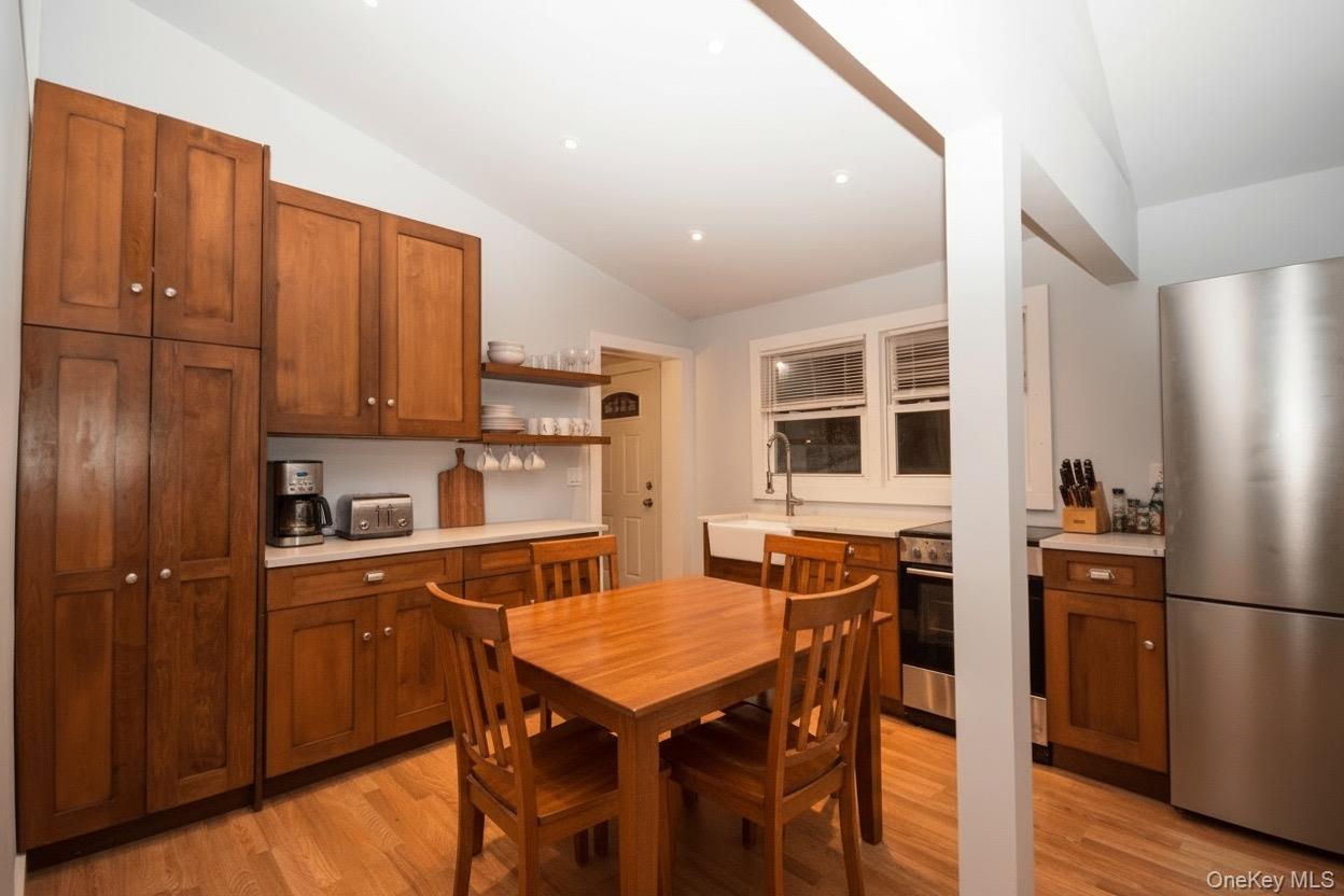 #5 photo, 27 Cynthia Lane, सफ़ोक काउंटी Center Moriches , NY 11934