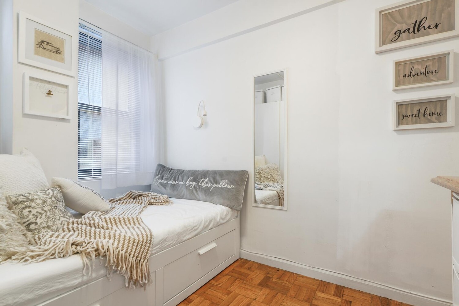 #2 photo, 135 E 54TH Street, मैनहटन Midtown East , NY 10022