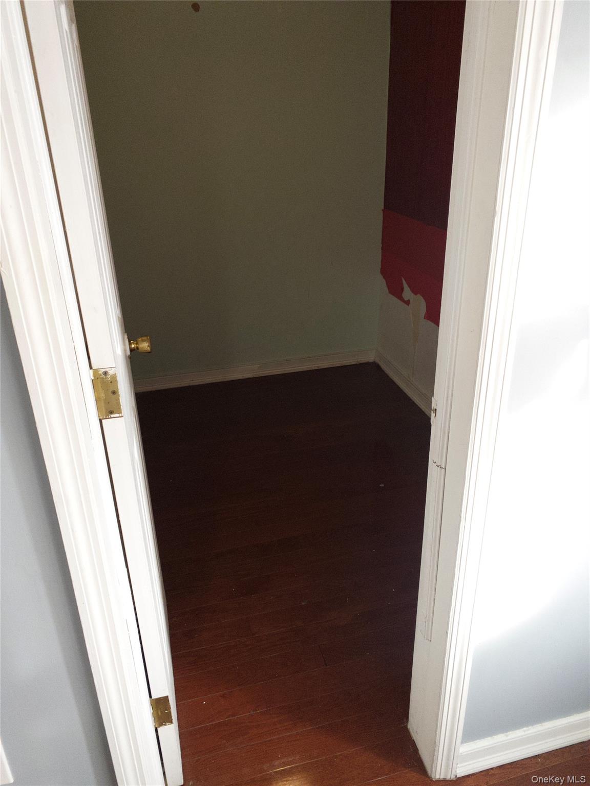 #18 photo, 15818 85th Avenue, Jamaica Hills , NY 11432