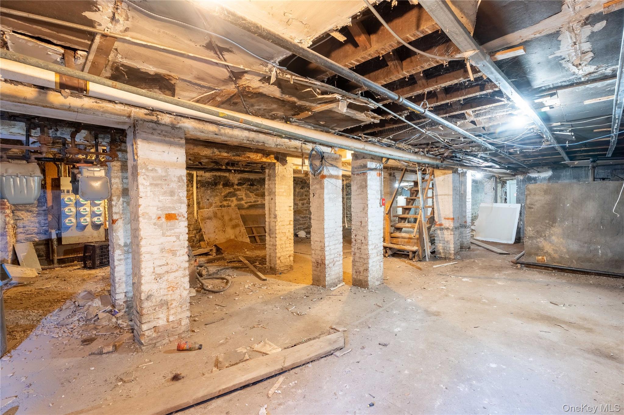 #7 photo, 1397 & 1399 Fulton Street, Бруклин ‖ Brooklyn , NY 11216