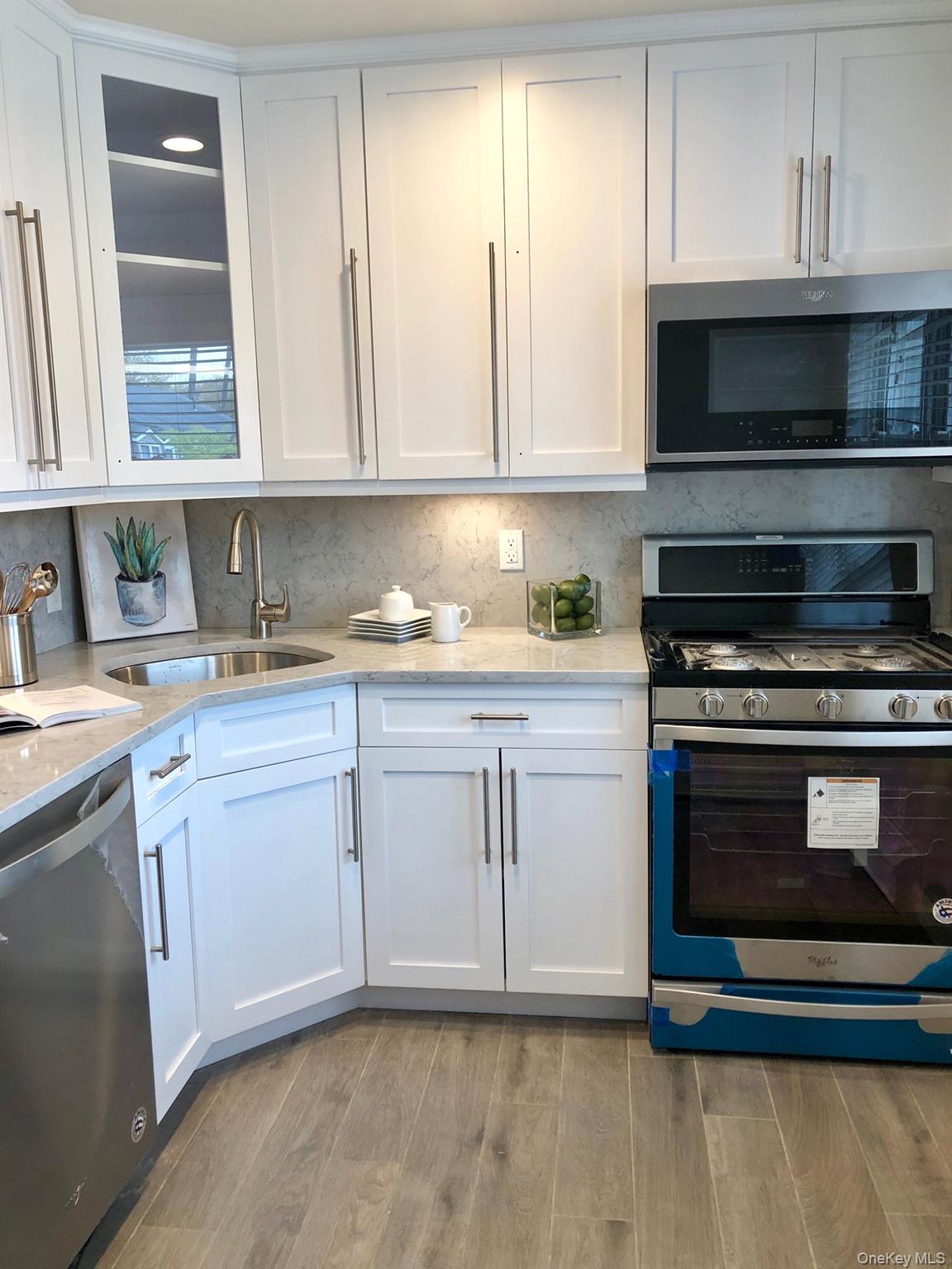 #4 photo, 623 Terrace Road, Bayport , NY 11705