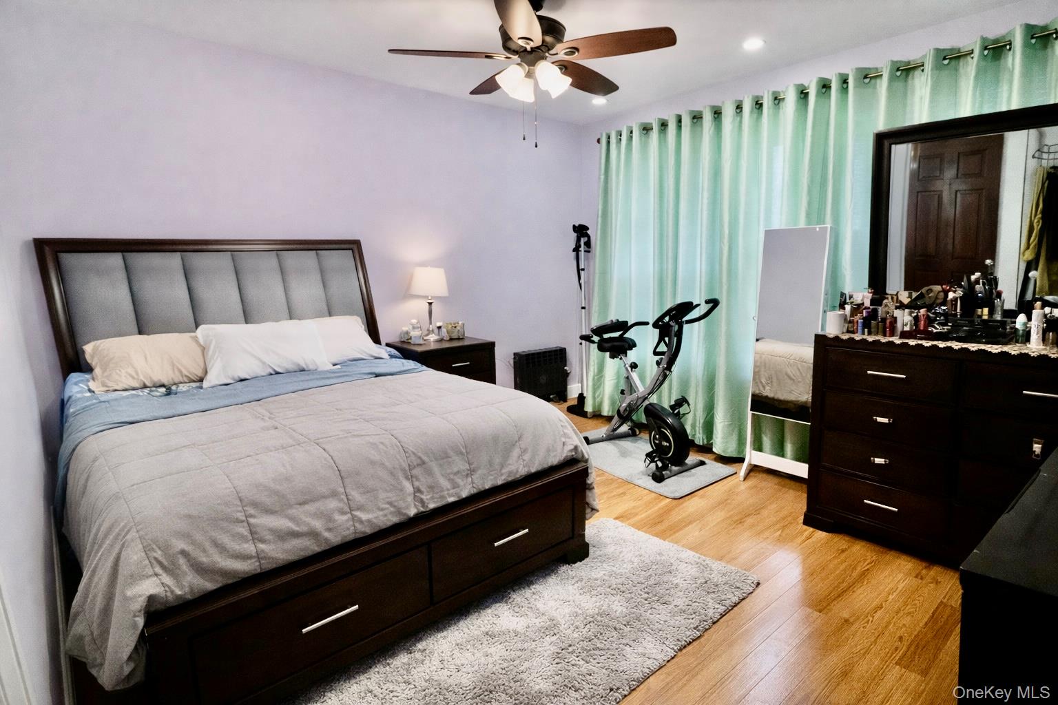 #7 photo, 12215 115th Avenue, Куинс ‖ South Ozone Park , NY 11420