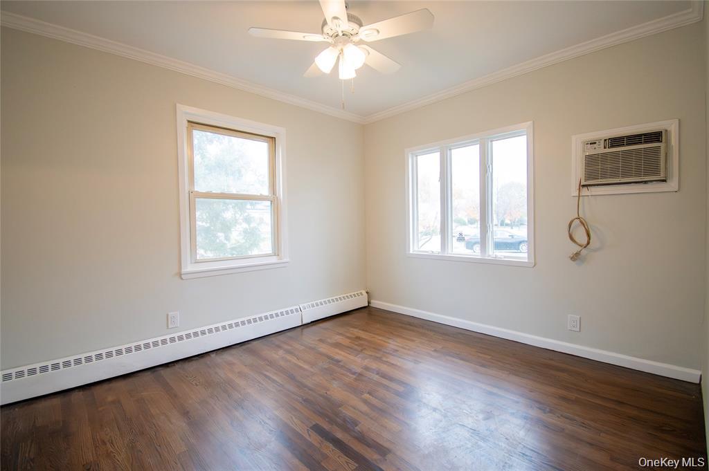 #15 photo, 650 Bryant Street, ناسو East Meadow , NY 11554