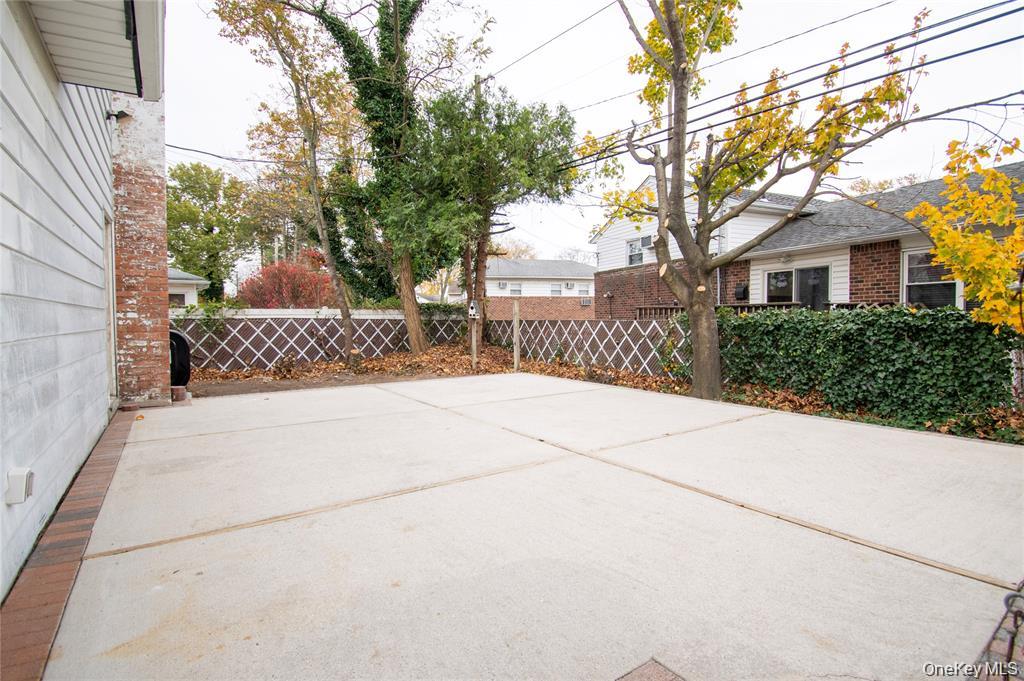 #20 photo, 650 Bryant Street, ناسو East Meadow , NY 11554