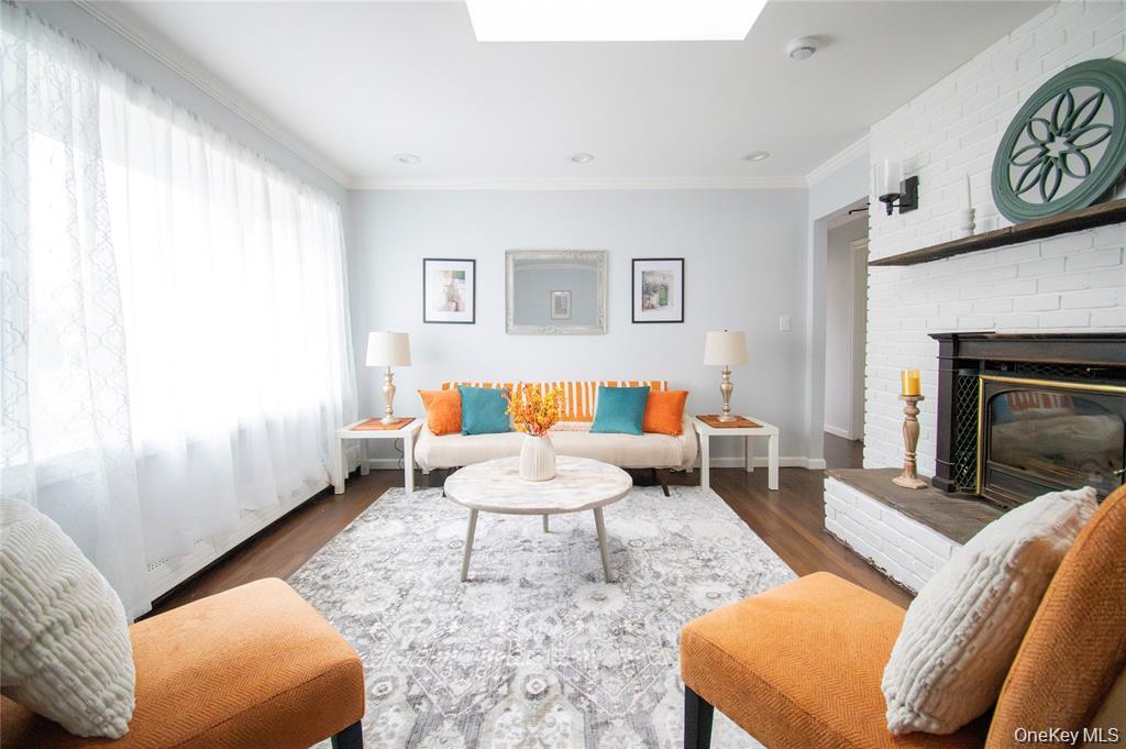 #7 photo, 650 Bryant Street, ناسو East Meadow , NY 11554