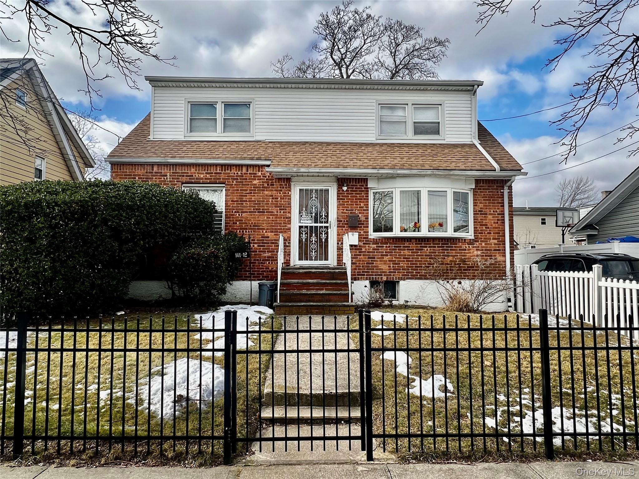 #1 photo, 141-12 184th Street, Springfield Gardens , NY 11413