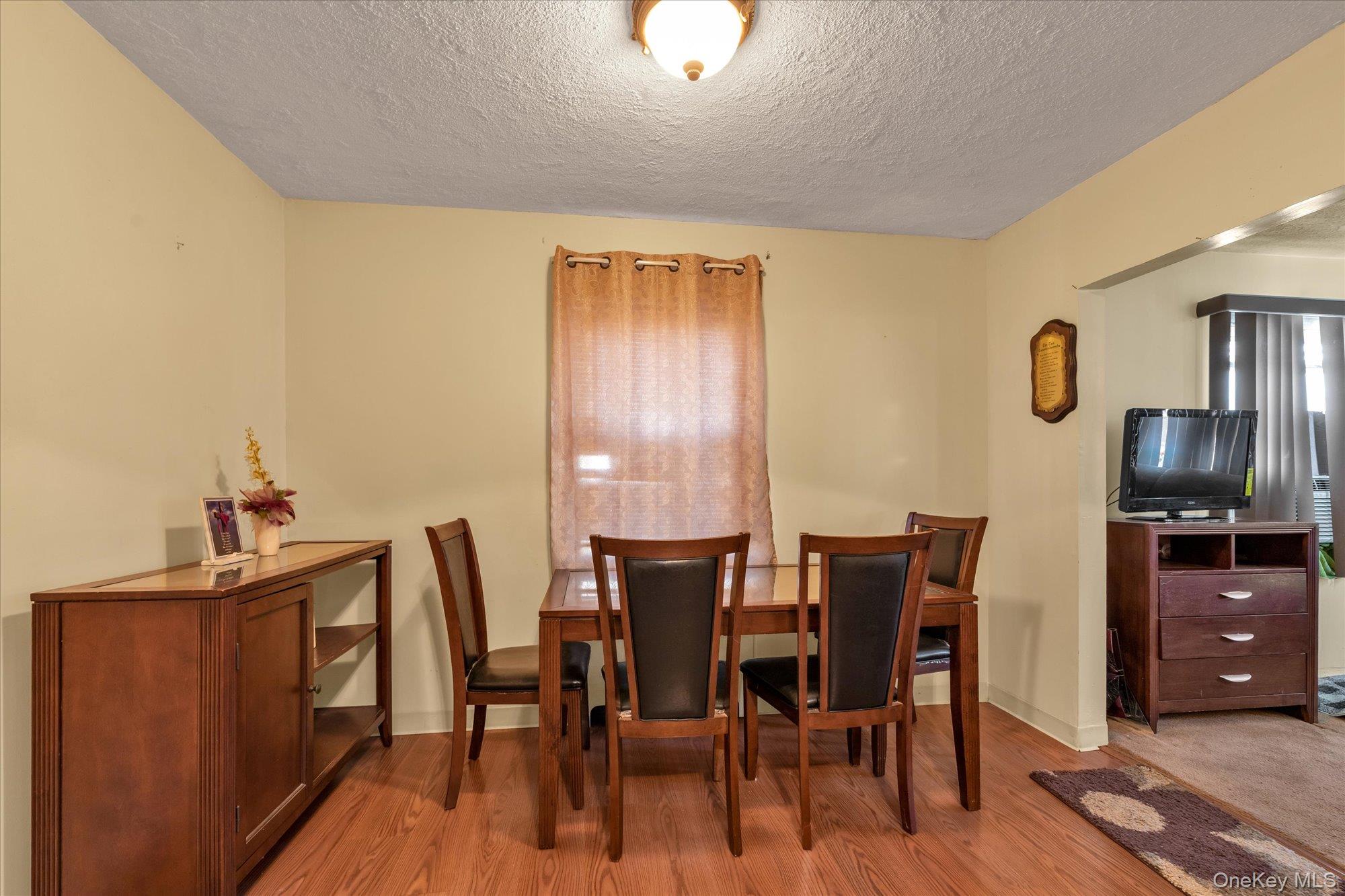 #5 photo, 141-12 184th Street, Springfield Gardens , NY 11413