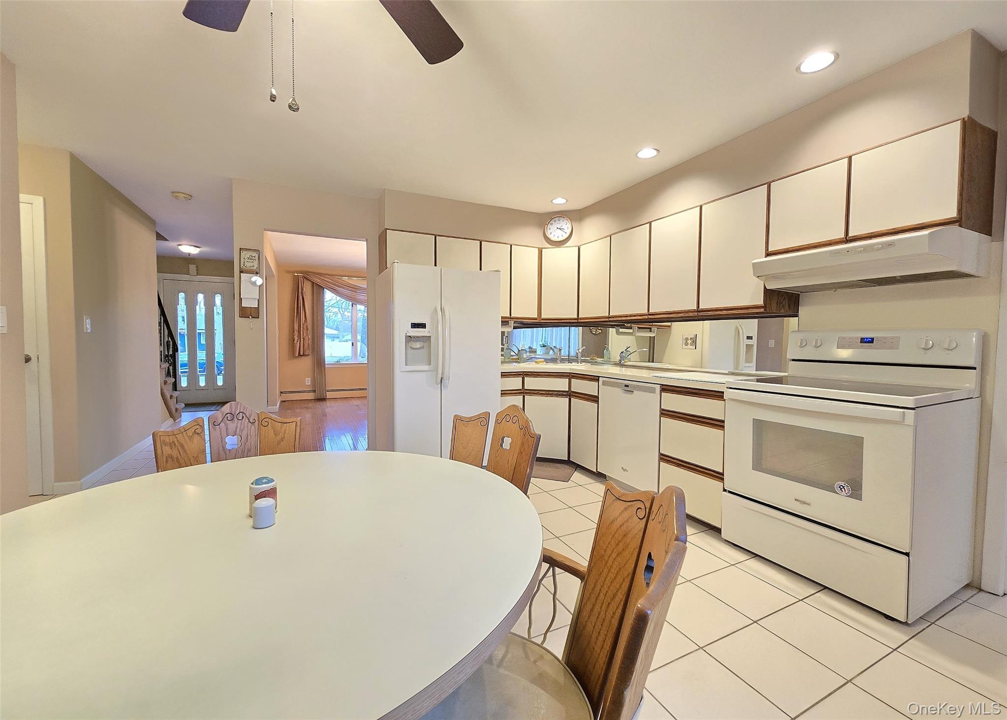 #11 photo, 342 Thrift Street, Саффолк ‖ Ronkonkoma , NY 11779