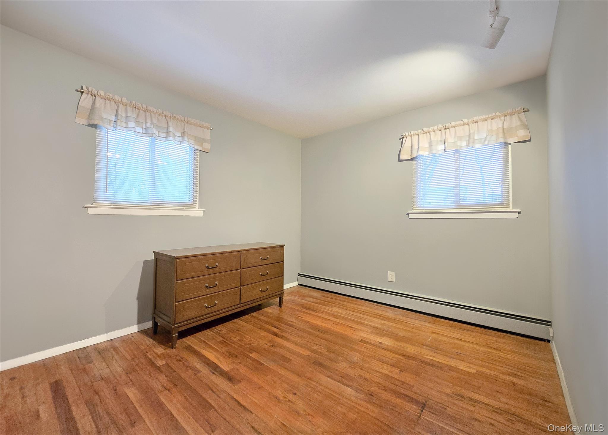 #18 photo, 342 Thrift Street, Саффолк ‖ Ronkonkoma , NY 11779