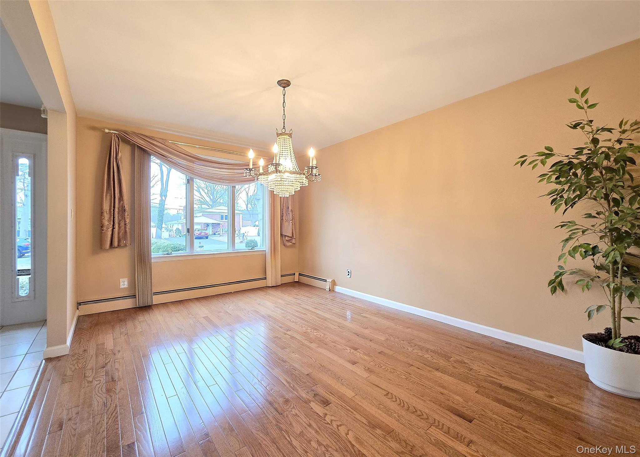 #7 photo, 342 Thrift Street, Саффолк ‖ Ronkonkoma , NY 11779