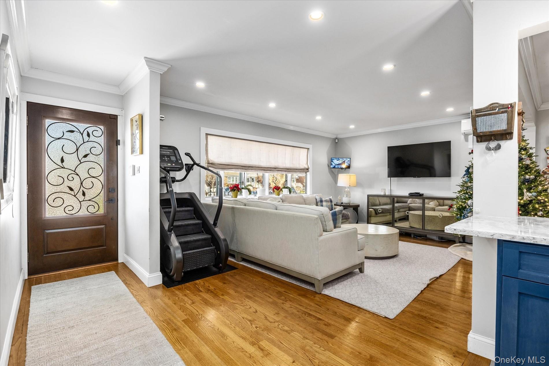 #6 photo, 157-37 98th Street, קווינס Howard Beach , NY 11414