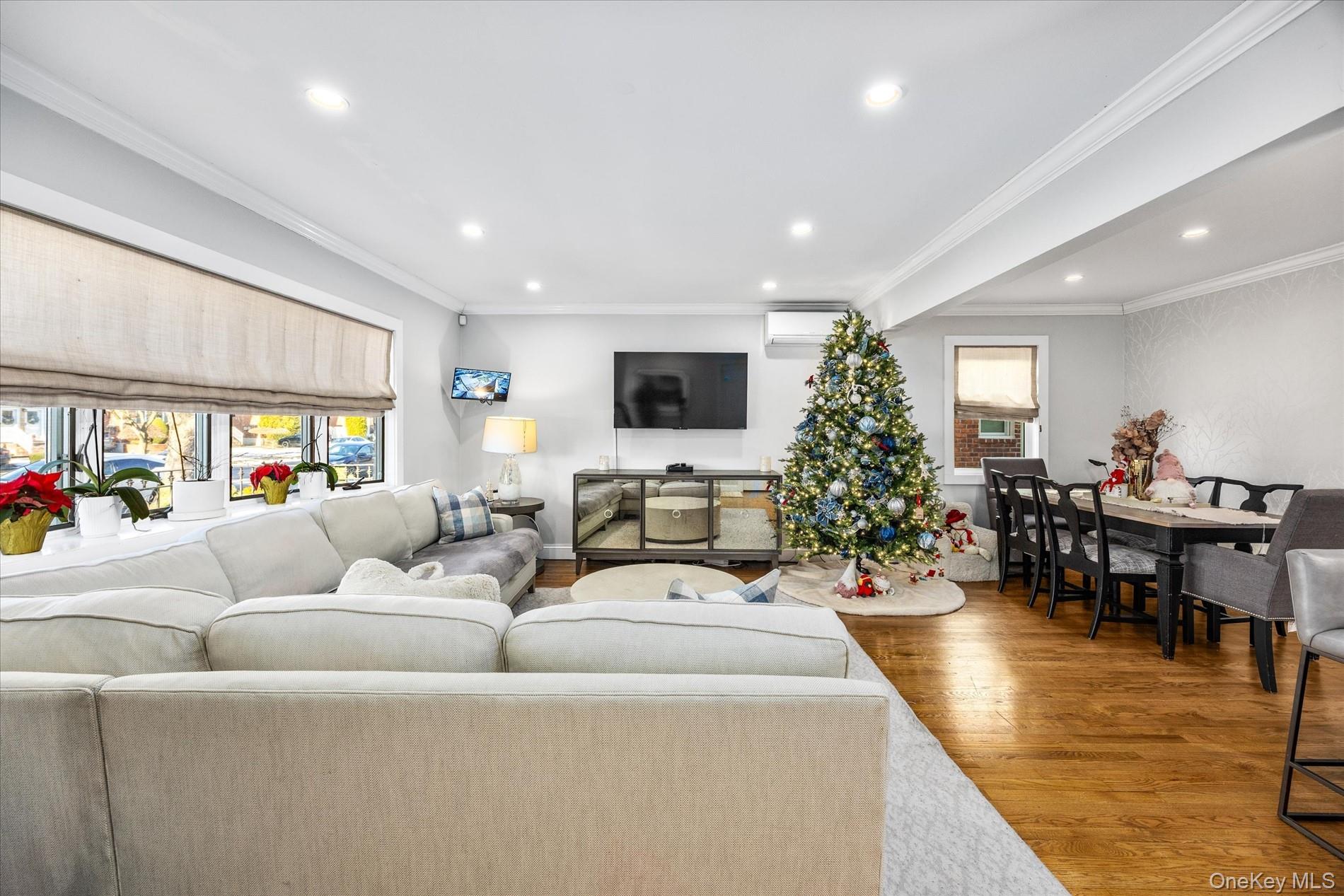 #7 photo, 157-37 98th Street, קווינס Howard Beach , NY 11414