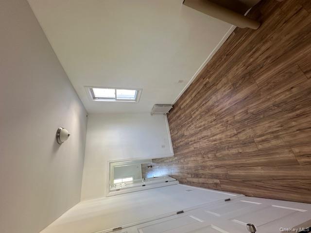 #5 photo, 1930 Bleecker Street, कुईंस Ridgewood , NY 11385